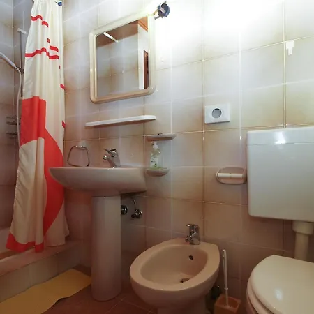 Apartment Fuer 4 Personen Ca 64 Qm In Premantura, Istrien Istrische Riviera
