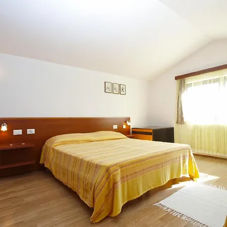 Fuer 4 Personen Ca 64 Qm In Premantura, Istrien Istrische Riviera Apartment *